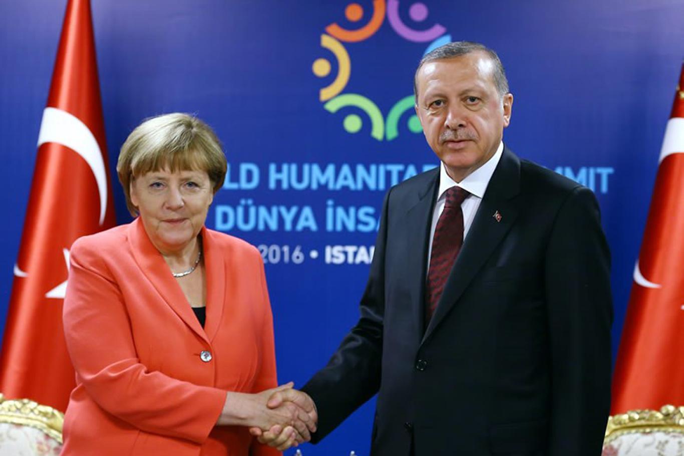 Cumhurbaşkanı Erdoğan, Almanya Başbakanı Merkel'i kabul etti